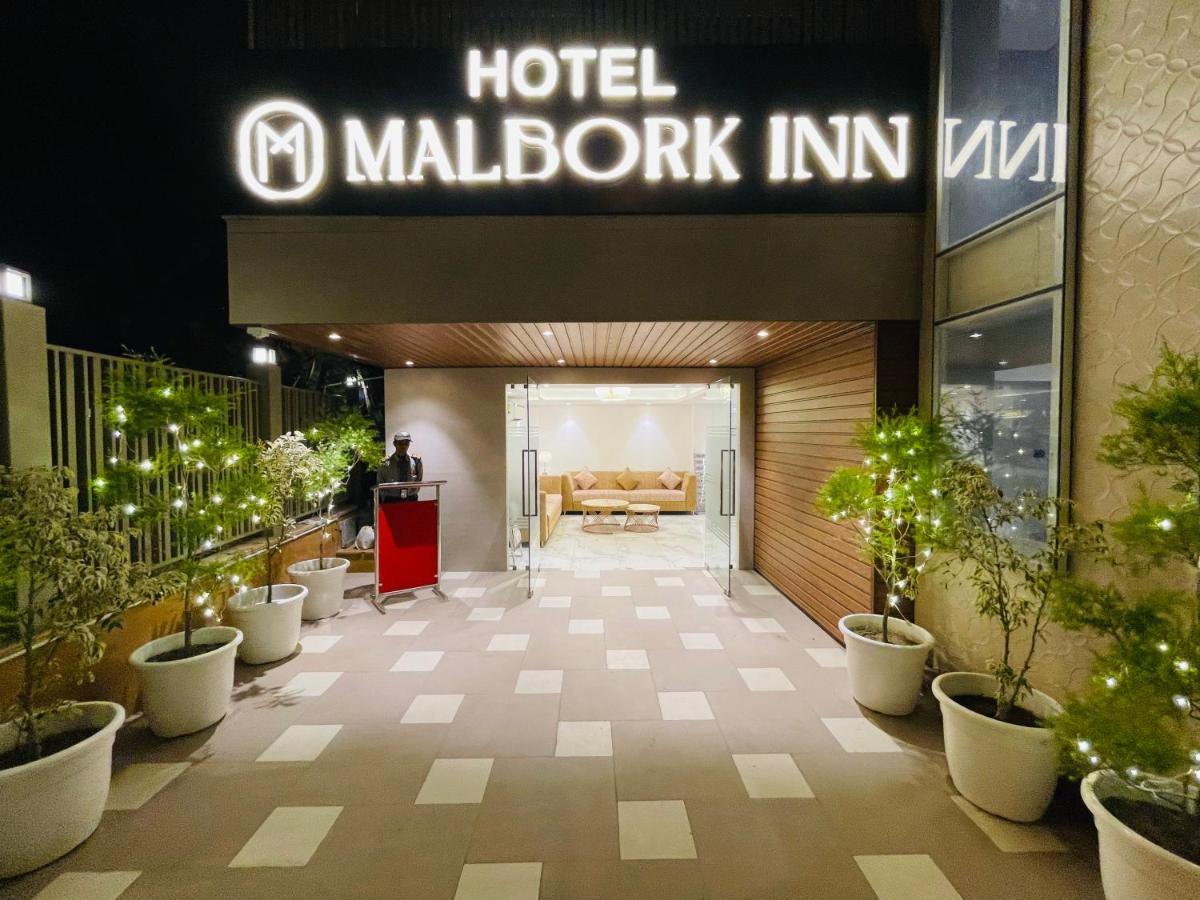 Hotel Malbork Inn @ Janakpuri Delhi  Eksteriør bilde